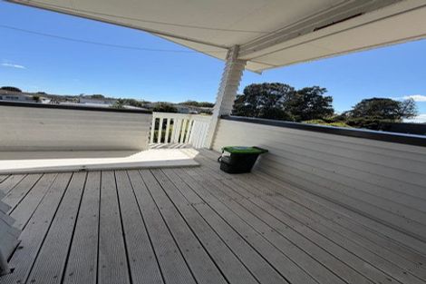 Photo of property in 18 Heathberry Close, Papatoetoe, Auckland, 2025