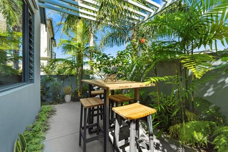 Photo of property in 349a Oceanbeach Road, Mount Maunganui, 3116