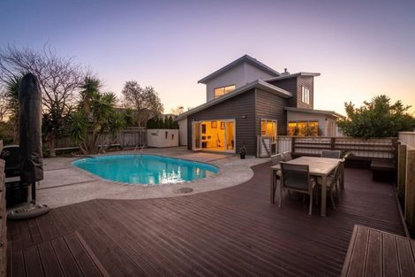 Photo of property in 19 San Priamo Place, Paraparaumu Beach, Paraparaumu, 5032