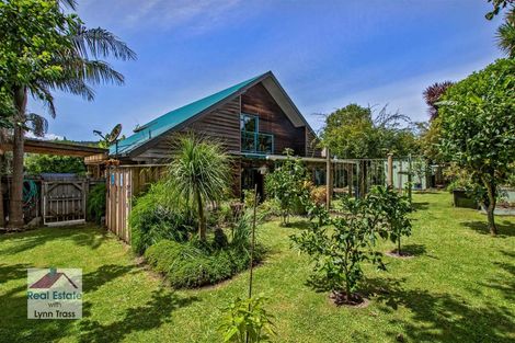 Photo of property in 11e Lupton Avenue, Kensington, Whangarei, 0112