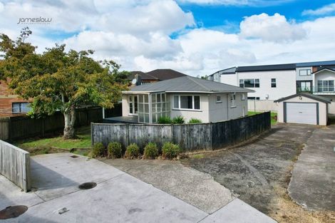Photo of property in 155 Russell Road, Manurewa, Auckland, 2102