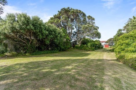 Photo of property in 304 Beverley Terrace, Whangamata, 3620