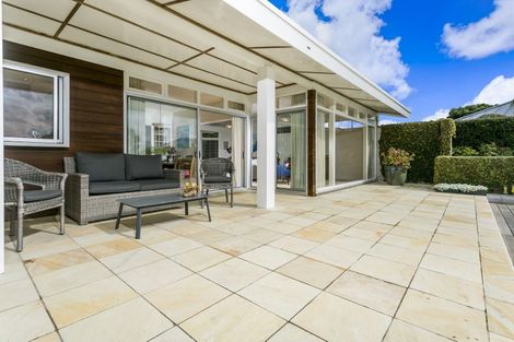 Photo of property in 21 Lake View Road, Takapuna, Auckland, 0622