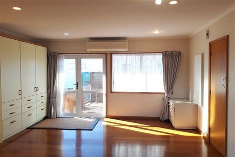 Photo of property in 58 Rogan Street, Mount Roskill, Auckland, 1041