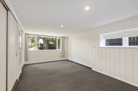 Photo of property in 6 Hughes Avenue, Hokowhitu, Palmerston North, 4410