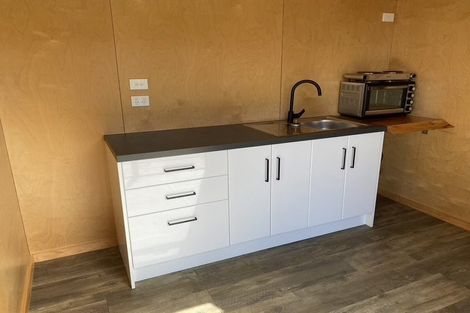 Photo of property in 359 Wairere Road, Waitakere, Henderson, 0782