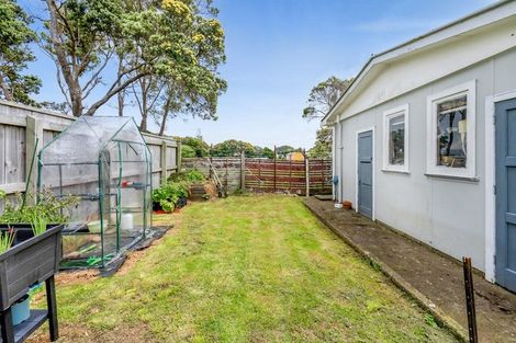 Photo of property in 28 Belair Avenue, Blagdon, New Plymouth, 4310