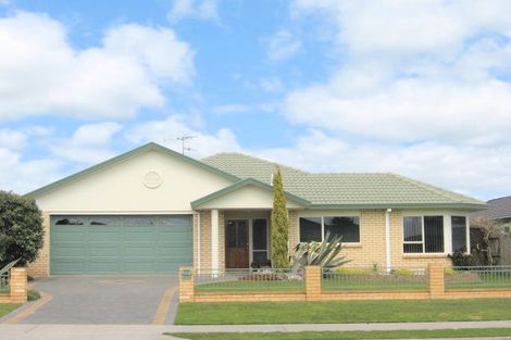 Photo of property in 310 Gravatt Road, Papamoa Beach, Papamoa, 3118