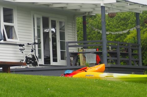 Photo of property in 212a Plummers Point Road, Whakamarama, 3172