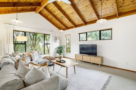 Photo of property in 24a Seaview Avenue, Northcote, Auckland, 0627