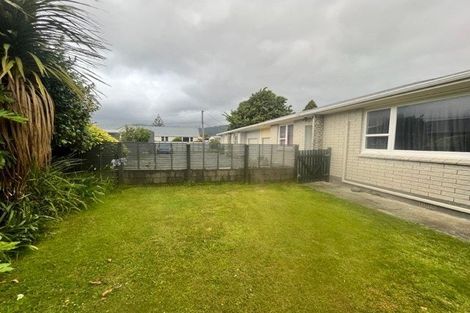 Photo of property in 1/8 Derwent Lee Grove, Epuni, Lower Hutt, 5011