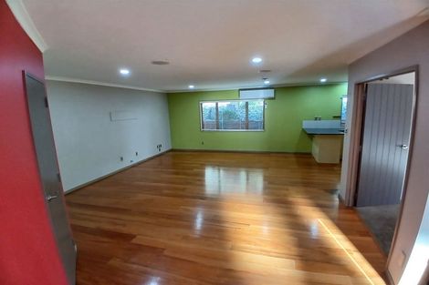 Photo of property in 41 Mt Lebanon Crescent, The Gardens, Auckland, 2105