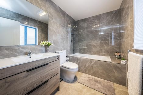 Photo of property in 68 Bellbird Street, Papakura, 2110