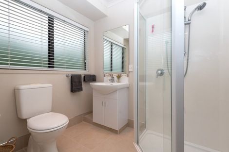 Photo of property in 8 Arthur Carwen Place, Pukekohe, 2120