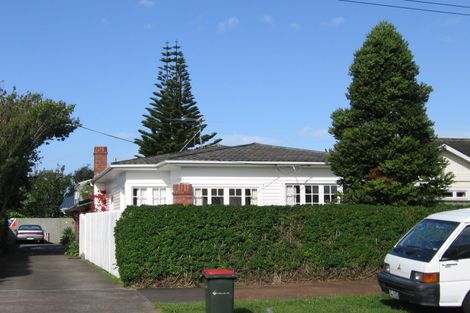Photo of property in 1/35 Neville Street, Point Chevalier, Auckland, 1022