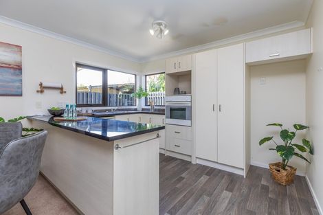 Photo of property in 7/39 Swanson Road, Henderson, Auckland, 0610
