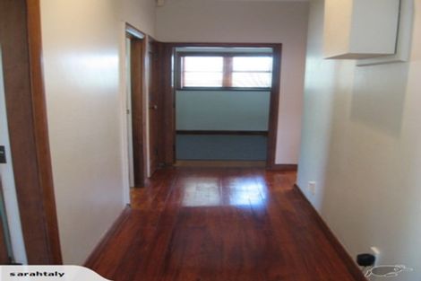 Photo of property in 72 Mount Smart Road, Onehunga, Auckland, 1061