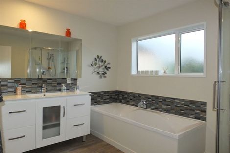 Photo of property in 186 Claremont Road, Otipua Creek, Timaru, 7974