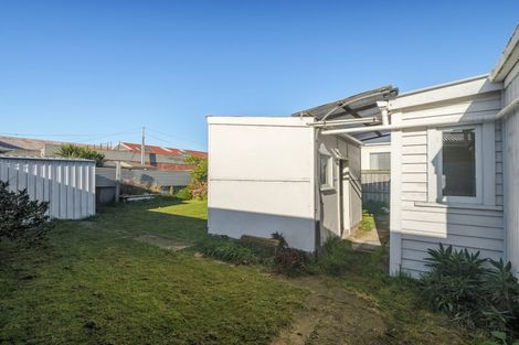 Photo of property in 15 Osmond Street, South Dunedin, Dunedin, 9012