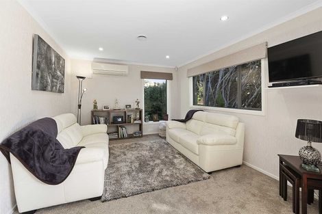 Photo of property in 11 Deptford Lane, Whitby, Porirua, 5024