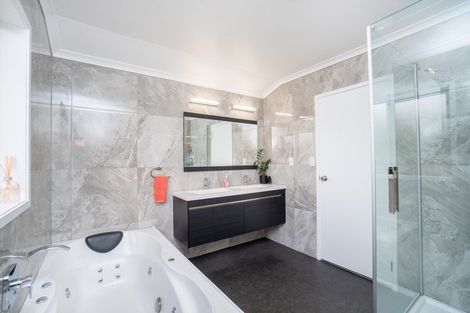 Photo of property in 176 Kelvin Grove Road, Kelvin Grove, Palmerston North, 4414