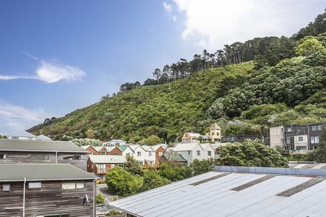 Photo of property in 33 Little George Street, Thorndon, Wellington, 6011