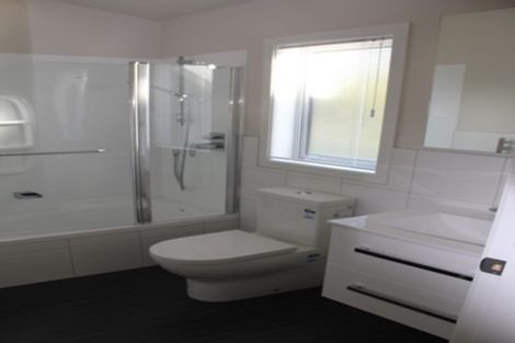 Photo of property in 6/61 Black Rock Road, Newlands, Wellington, 6037