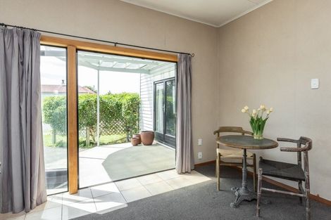 Photo of property in 3 Burness Road, Greenmeadows, Napier, 4112