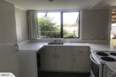 Photo of property in 2 Dodds Crescent, Otaki Beach, Otaki, 5512