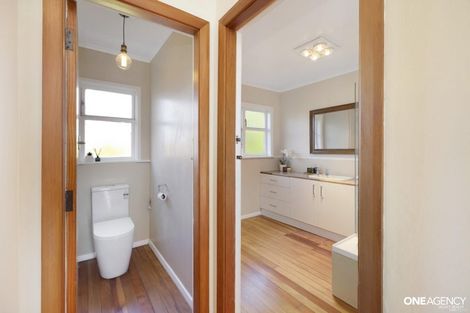Photo of property in 9 Woodstock Terrace, Tawa, Wellington, 5028
