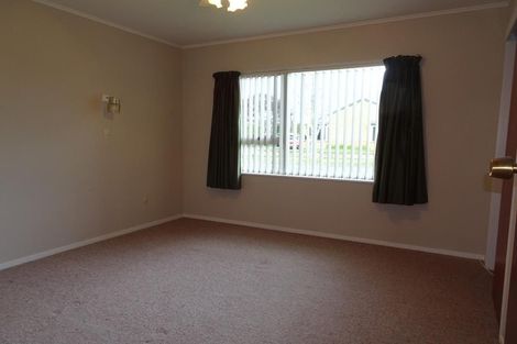 Photo of property in 12 Jeffares Place, Taradale, Napier, 4112