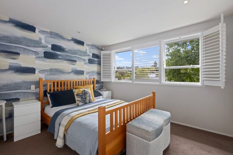 Photo of property in 51 Mcdowell Crescent, Hillcrest, Auckland, 0627