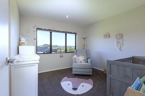 Photo of property in 30 Robert Might Road, Huapai, Kumeu, 0810