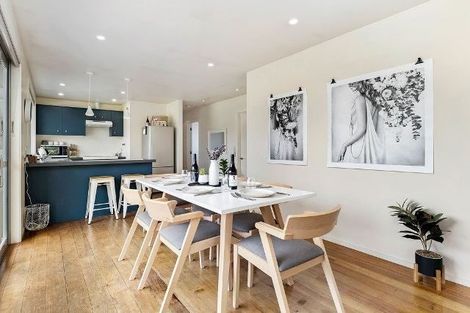 Photo of property in 22 Frye Crescent, Albert Town, Wanaka, 9305