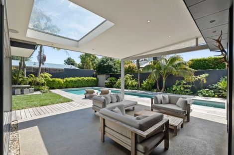 Photo of property in 63 Woodside Road, Mount Eden, Auckland, 1024