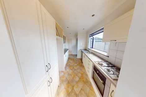 Photo of property in 5 Essex Place, Milson, Palmerston North, 4414