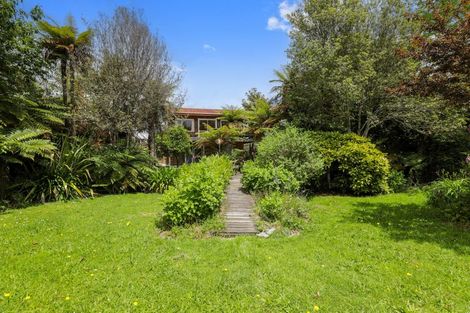 Photo of property in 61 Robinson Avenue, Holdens Bay, Rotorua, 3010