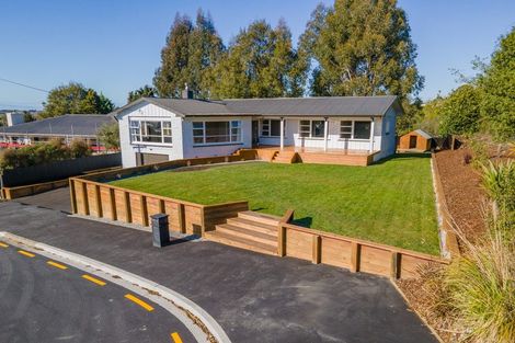 Photo of property in 1 Barker Street, Geraldine, 7930