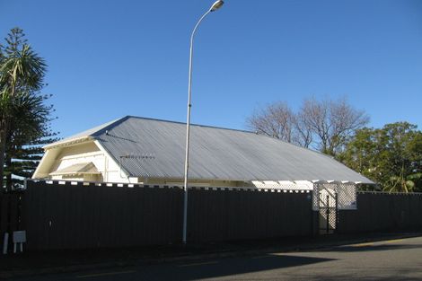 Photo of property in 27 Fitzroy Road, Bluff Hill, Napier, 4110