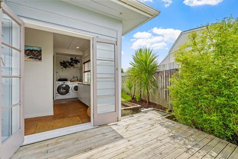 Photo of property in 979 Matakana Road, Matakana, Warkworth, 0985