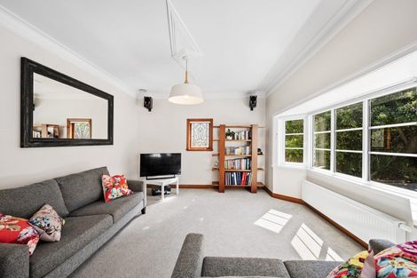 Photo of property in 534 Broadway, Strathmore Park, Wellington, 6022