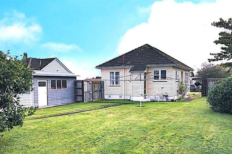 Photo of property in 240 High Street, Dannevirke, 4930