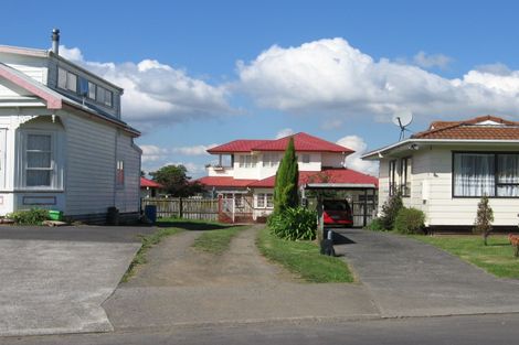 Photo of property in 16 Halyard Place, Te Atatu Peninsula, Auckland, 0610