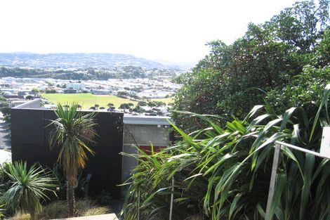 Photo of property in 124 Townsend Road, Miramar, Wellington, 6022