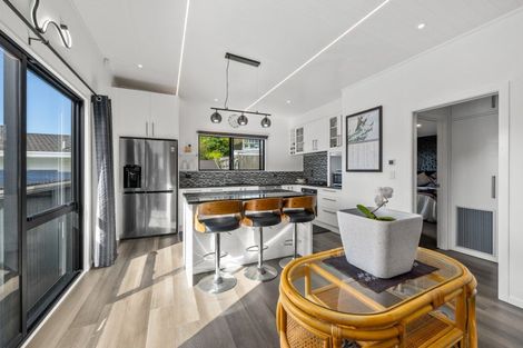 Photo of property in 4a Seaview Crescent, Picton, 7220