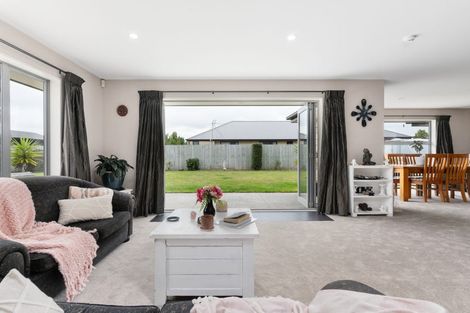 Photo of property in 31 Beaumont Drive, Rolleston, 7614