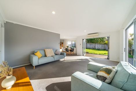 Photo of property in 115a Dimock Street, Titahi Bay, Porirua, 5022