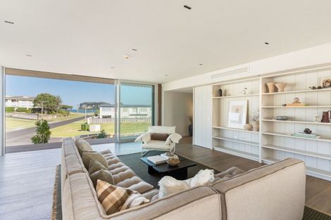 Photo of property in 203 Winifred Avenue, Whangamata, 3620