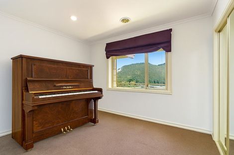 Photo of property in 85 Emerald Hill Drive, Birchville, Upper Hutt, 5018