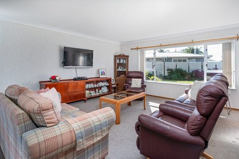 Photo of property in 127 Albert Street, Whitianga, 3510